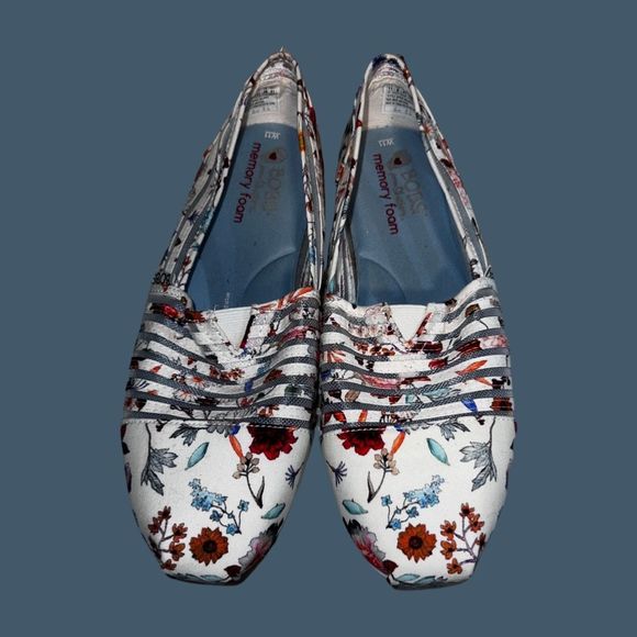 NWOB Skechers Bobs Plush Memory Foam Daisy Slip on Loafers Size 11 - Picture 2 of 7